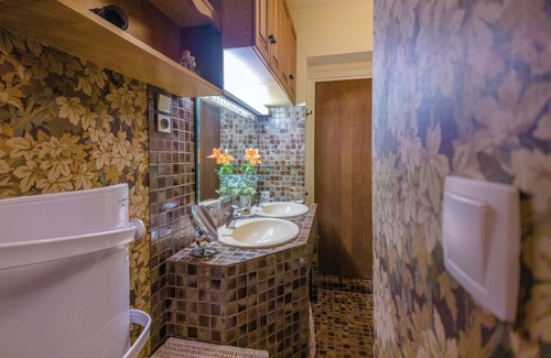 Auch House | Lacoume Saint Jacques