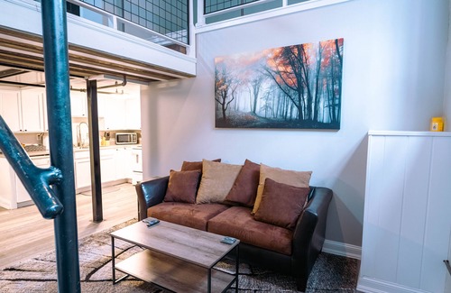 Downtown Lafayette Historic District Condo | Lafayette Vibe Downtown District