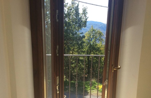 Petrella Salto House | Lago del Salto a 10 Minuti