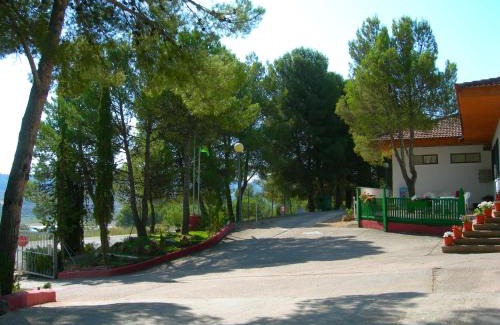 Nuevalos Resort | Lago Resort