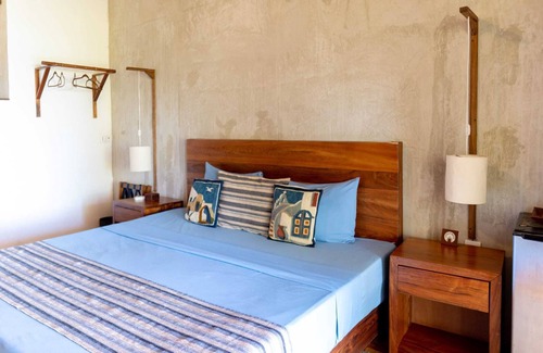 Mario Villanueva Madrid Apartment | LAGOON SPECIAL Suite: Bikes & Kayaks! 50% OFF