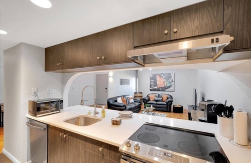 La Grange Apartment | Lagrange Loft - Small Town USA - Bourbon Trail