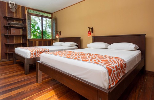 Tortuguero Cabin | Laguna Lodge Full Board