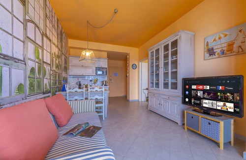 Laigueglia Apartment | Laigueglia Beach, Laigueglia, Italy