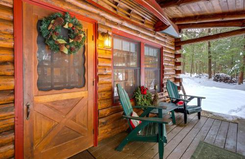 Lake Luzerne House | Lake and Beach Access at Lake Luzerne Cabin!