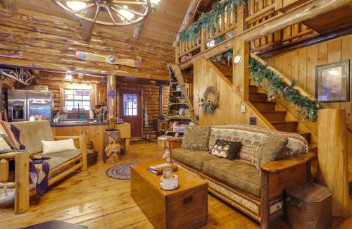 Lake Luzerne House | Lake and Beach Access at Lake Luzerne Cabin!