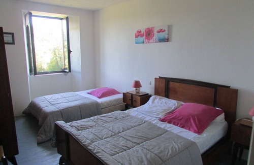 Pont-de-Salars Other | Lake, beach, countryside.Family-friendly.Heart of Aveyron.Farmhouse.Dogs welcome.