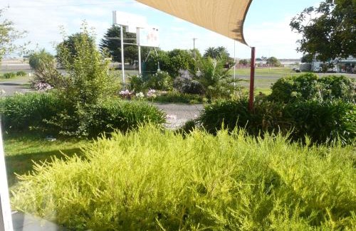 Lake Bolac Hotel | Lake Bolac Motel