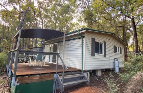Hoffman Ski Chalet | Lake Brockman Tourist Park - Park Home or Cottage