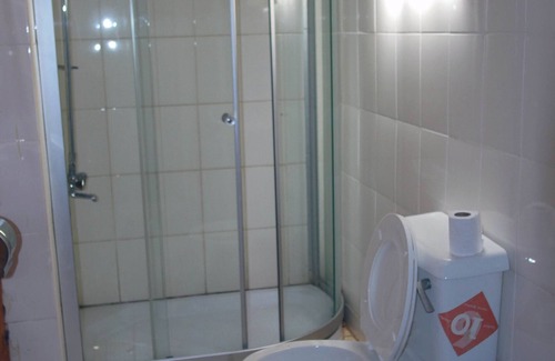 Kabale Cabin | Lake Bunyonyi Eco Resort