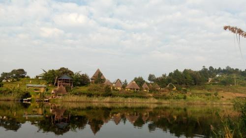 Itambira Island Resort | Lake Bunyonyi Paradise Eco Hub