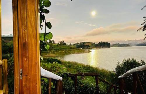 Kabale District Resort | Lake Bunyonyi Rock Resort