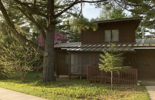 Marion Cabin | Lake cabin