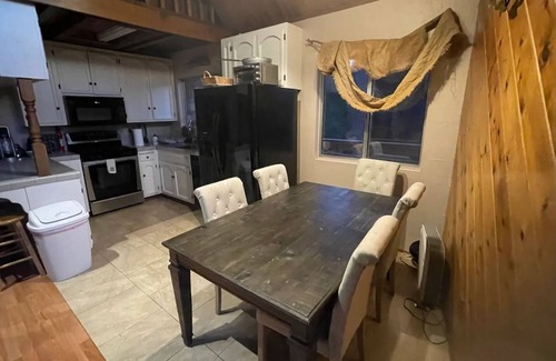 Cedar Glen House | Lake cabin w/big pines close to lake and village