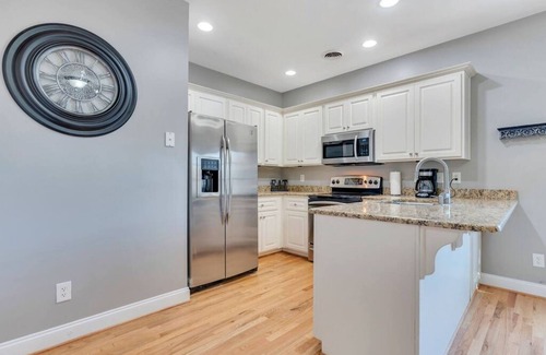 Lake Carolina Condo | Lake Carolina Harborside Executive Condo 3BD 2.5BA