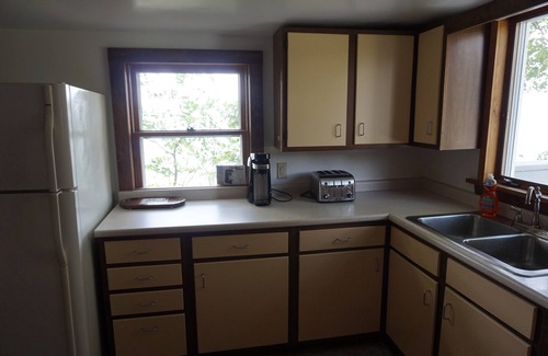 Swanton Cottage | Lake Champlain Shoreline Cottage - Maquam Shore, Town of St. Albans.