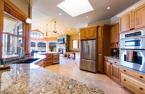 Manson House | Lake Chelan Waterfront home, private boat slip!