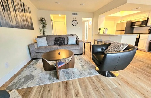 Garland Condo | Lake condo , Cozy and modern 1 bedroom 1 bath.