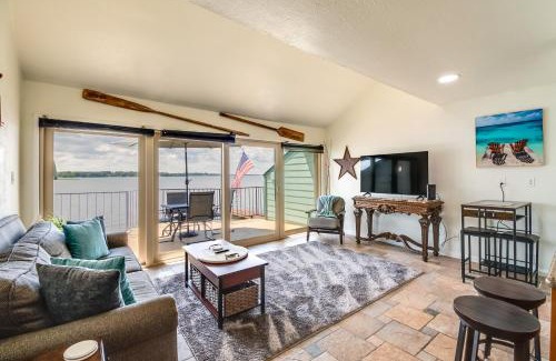 Seven Coves Apartment | Lake Conroe Condo Balcony, Views and Pool Access!