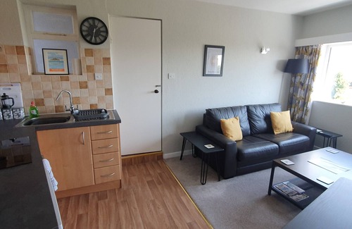 Grange-over-Sands Apartment | Lake District apartment with wonderful sea views across Morecambe Bay