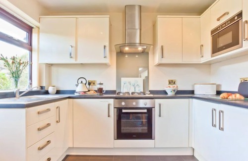 Kents Bank House | Lake District Coastal Cottage by Interhome