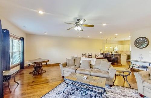 Andersonville House | Lake Dreams