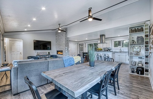 Iron Mountain House | Lake Escape w/Private Dock & Spa-like amenities