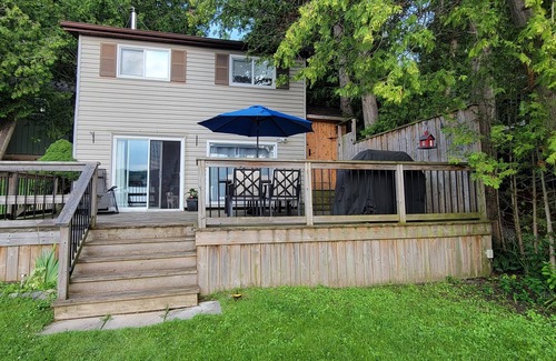 Havelock-Belmont-Methuen Cottage | Lake Front Cottage On Beautiful Belmont Lake
