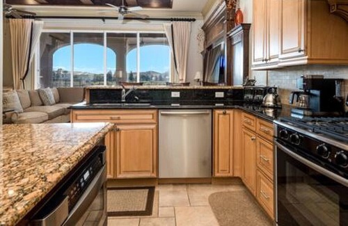 Reunion Villa | Lake Front Luxury Estate Reunion Resorts