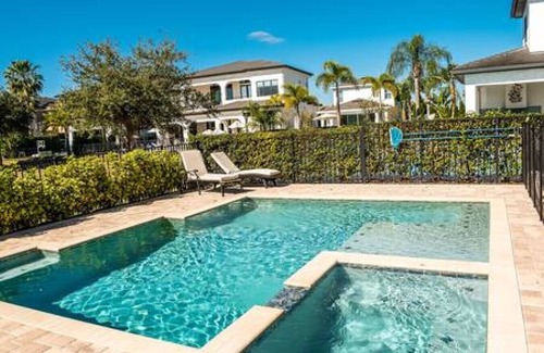 Reunion Villa | Lake Front Luxury Estate Reunion Resorts