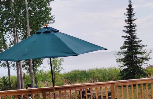 Hecla-Grindstone Provincial Park Cottage | Lake front Paradise found