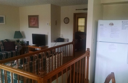 Big Creek Cottage | Lake Front Prop, includes two kayaks, canoe, covered dock with jet ski dock