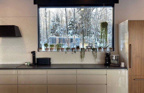 Orford House | Lake-front Scandinavian House