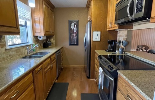 Rockwell Condo | Lake Front