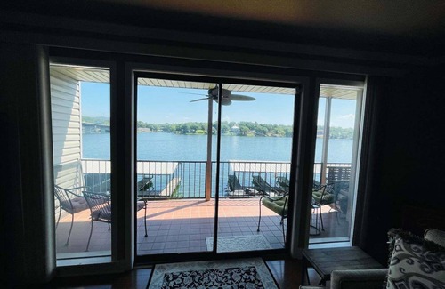 Rockwell Condo | Lake Front