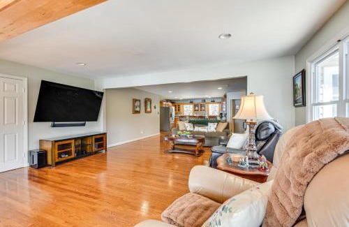 Westminster House | Lake Hartwell Haven with Boat Dock in Westminster!