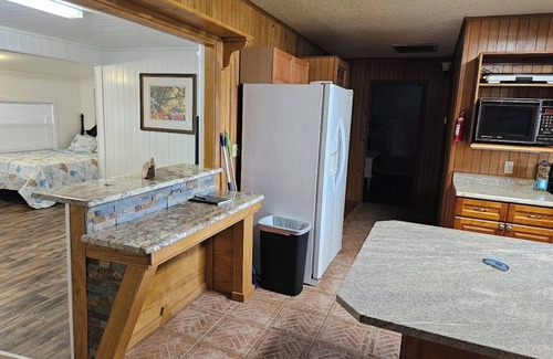 Fedhaven House | Lake Hatchineha w/Private Ramp! Kissimmee Chain of Lakes w/covered boathouse.