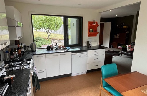 Lake Hawea Cottage | Lake Hawea Haven - Lake Hawea Holiday Home