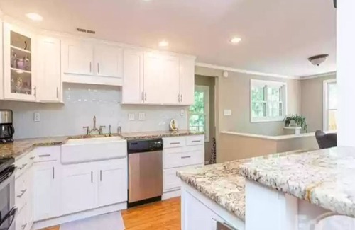 Bethlehem Cottage | Lake Hickory