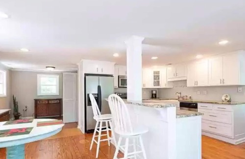 Bethlehem Cottage | Lake Hickory