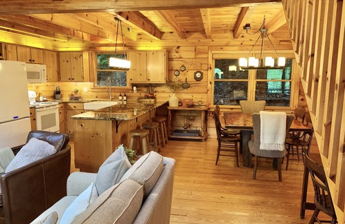 Hidden Lake Cabin | Lake Hideaway 2 - Glory Living! Views, Lakefront, Private Dock, Fishing, Boating