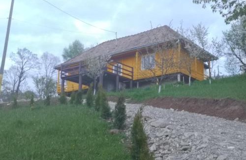 Hangu House | Lake House Anemona