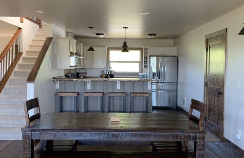 Georgetown House | Lake House at Georgetown - just steps from the marina & easy winter access