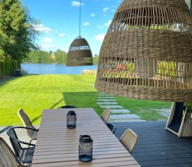 Karwie House | Lake House Borowe