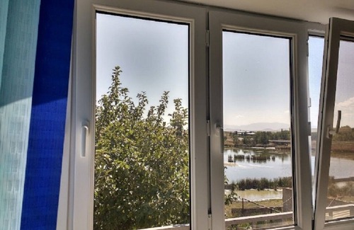 Gusanagyugh Cottage | Lake House Gyumri