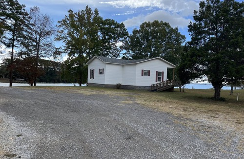Leesburg House | Lake House on Weiss Lake!
