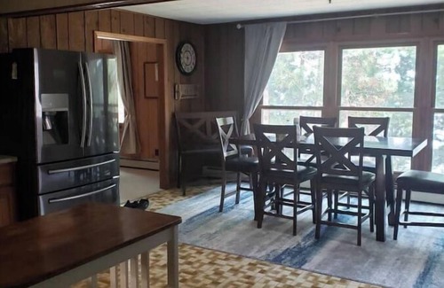 Babbitt House | Lake House with Private Sand Beach