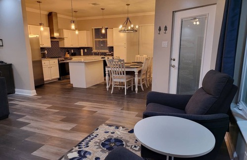 Lake Catherine House | Lake Leisure 3 Bedroom with Pool