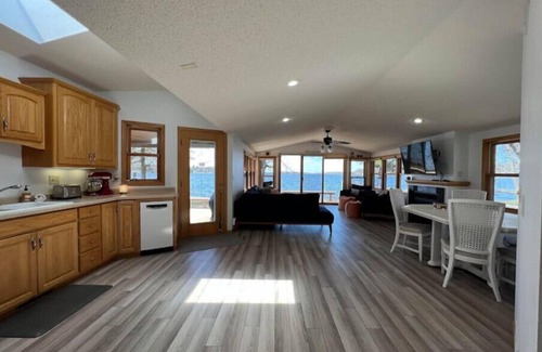 Hillman Cabin | Lake Life Cabin