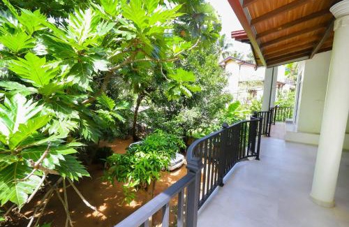 Debarawewa Hotel | Lake Lower Hotel & Yala Safari